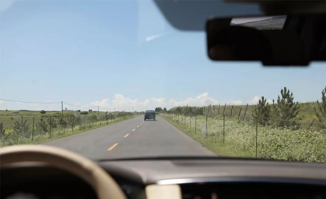 乾港集團高層草原自駕游