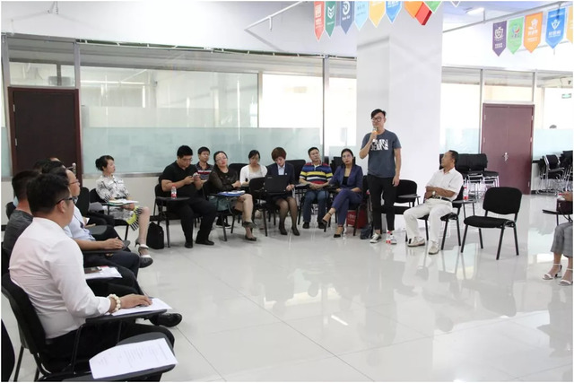 秦皇島市互聯(lián)網(wǎng)行業(yè)協(xié)會(huì)籌備會(huì) 秦皇島市互聯(lián)網(wǎng)行業(yè)協(xié)會(huì)籌備會(huì)